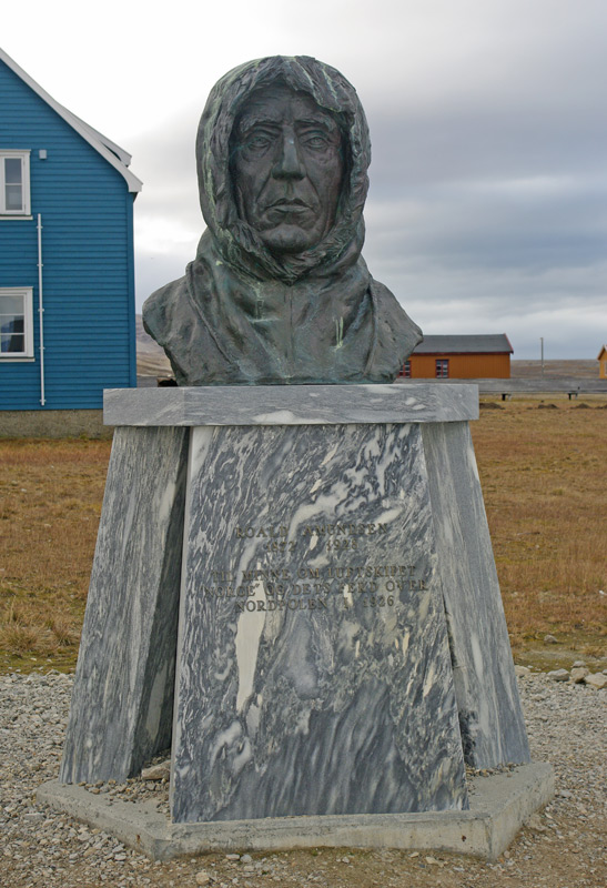 The Race to the South Pole - Roald Amundsen and Robert Scott 1911-1912